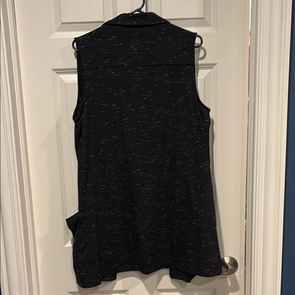 Bobeau XL Black Sleeveless Vest with Pockets - New with Tags - Picture 3 of 5